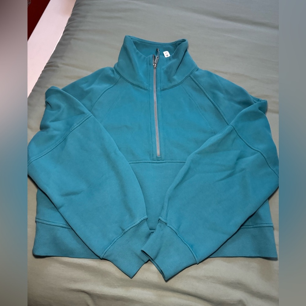 Lululemon Scuba half zip